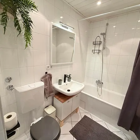 Schoene 3-zimmer City-wohnung Apartamento *