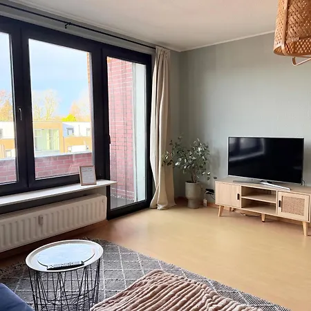 Schoene 3-zimmer City-wohnung Apartamento Neumünster